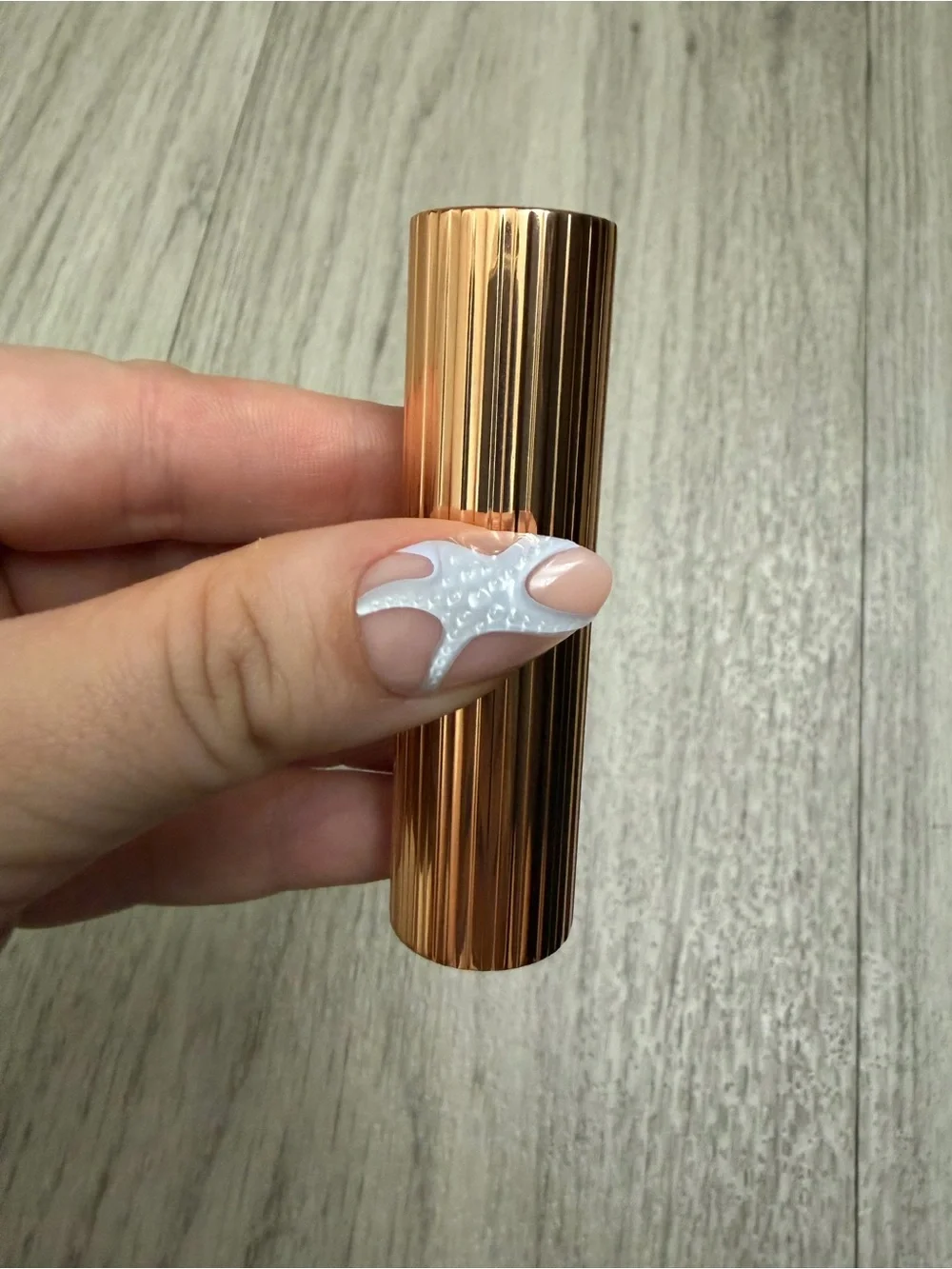 New Charlotte Tilbury Matte Revolution Lipstick Tell Laura